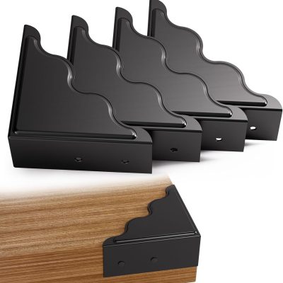 Metal corner guard
